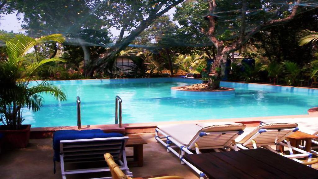Little Italy Hotel Calangute Ngoại thất bức ảnh