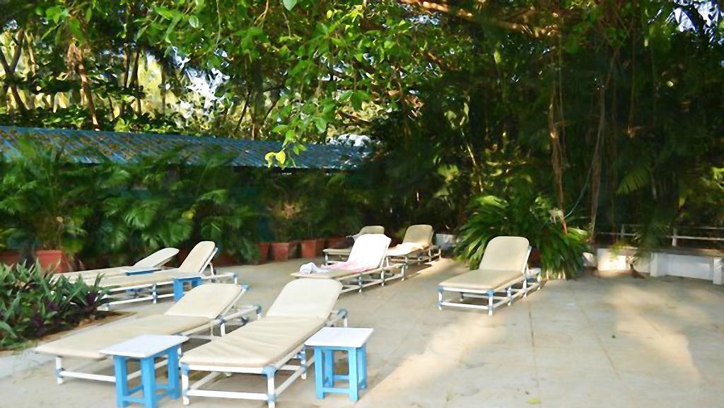 Little Italy Hotel Calangute Ngoại thất bức ảnh