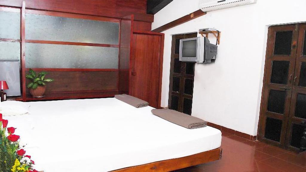 Little Italy Hotel Calangute Ngoại thất bức ảnh