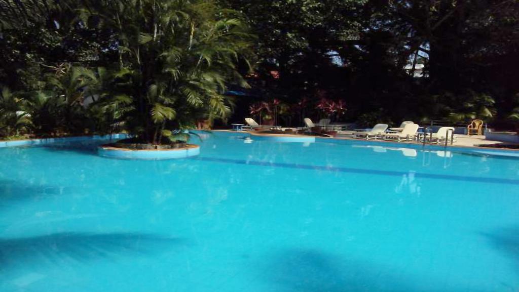 Little Italy Hotel Calangute Ngoại thất bức ảnh